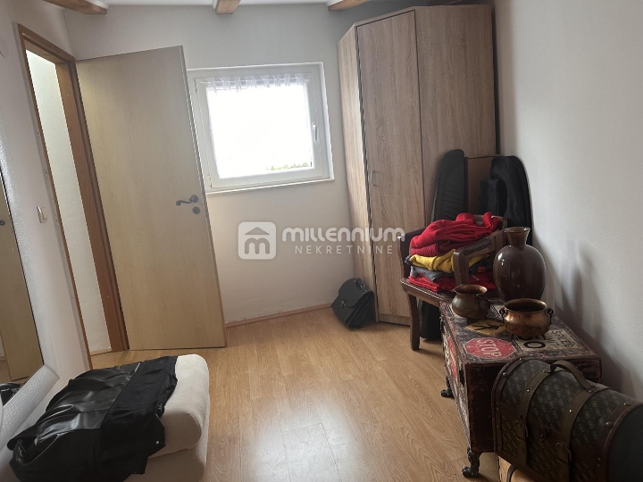 Novi Vinodolski, 120m2, samostojeća kuća