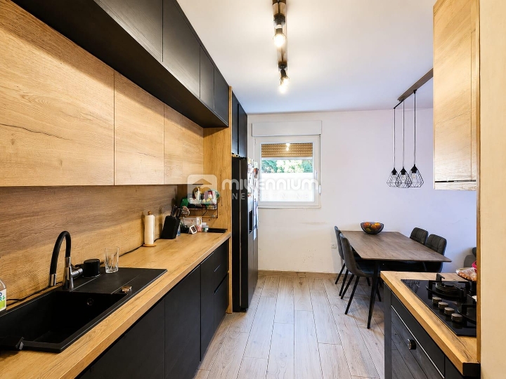 Podmurvice, 64.44m2, 2S+DB s lođom