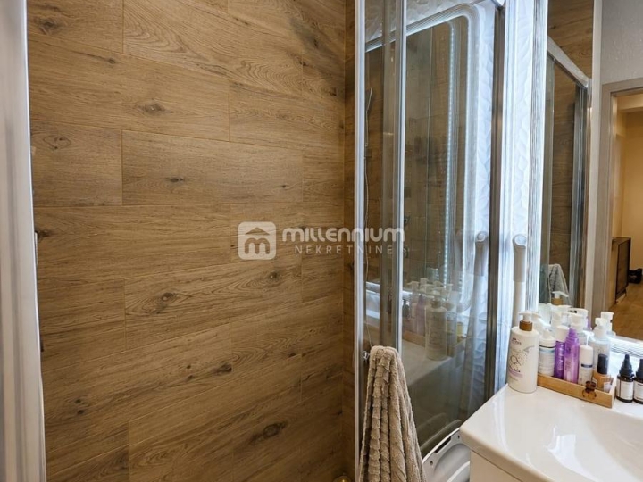 Podmurvice, 64.44m2, 2S+DB s lođom