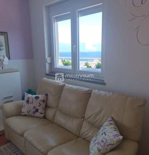 Otok Krk, Vrbnik, 69.89m2, 2S+DB s terasom i pogledom na more