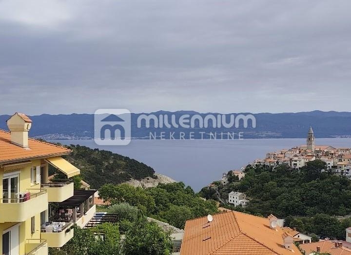 Otok Krk, Vrbnik, 69.89m2, 2S+DB s terasom i pogledom na more