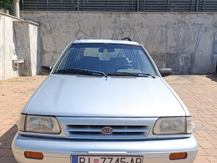 Kia Pride