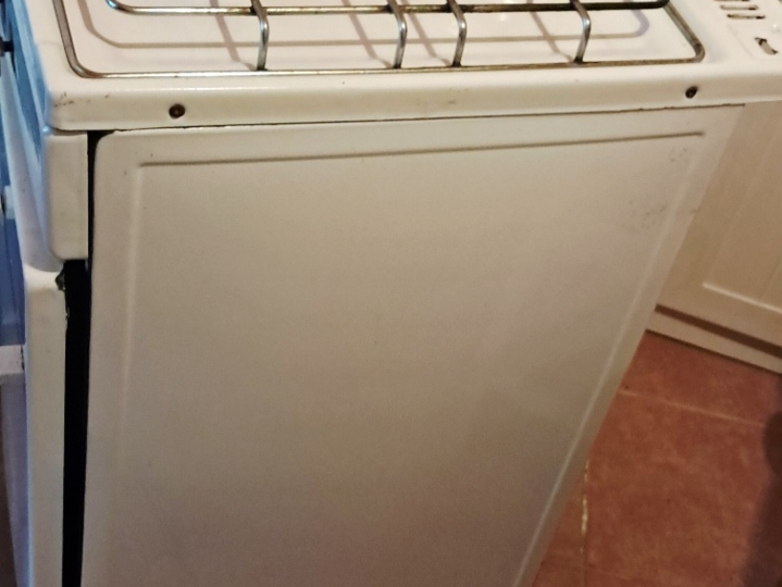 Plinski štednjak Gorenje MIV ("Kekec") s 2 plamenika; Bribir