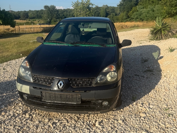 Renault Clio (za dijelove)