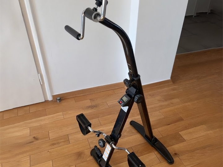 Sklopivi sobni bicikl
