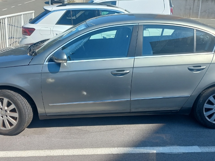 VW Passat B6, 2007. god., 1.6 FSI, komplet za dijelove