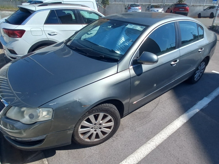 VW Passat B6, 2007. god., 1.6 FSI, komplet za dijelove