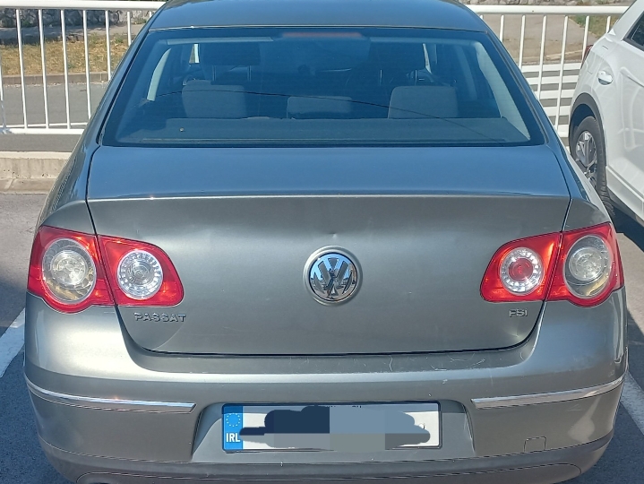 VW Passat B6, 2007. god., 1.6 FSI, komplet za dijelove