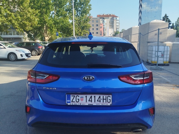 Kia Ceed 1.0 T-GDI LX Edition ISG ECO,1. vlasnik, kupljen u RH