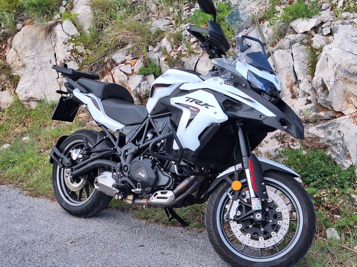 Benelly TRK 502