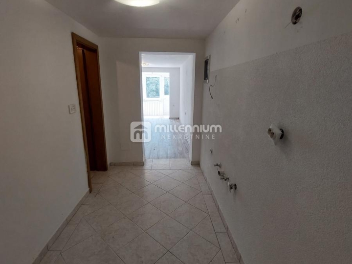 Kraljevica, 40.30m2, 1S+DB, vrt od 51.35m2
