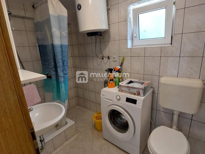 Kraljevica, 40.30m2, 1S+DB, vrt od 51.35m2