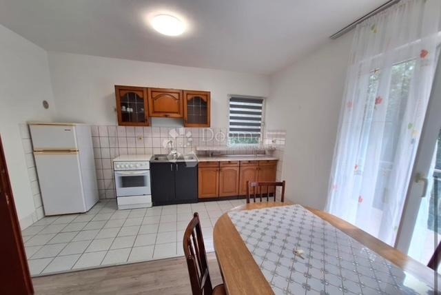 Matulji - 65m2, 2S+DB, balkon, blizina Centra