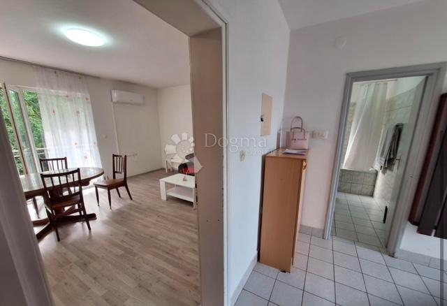 Matulji - 65m2, 2S+DB, balkon, blizina Centra