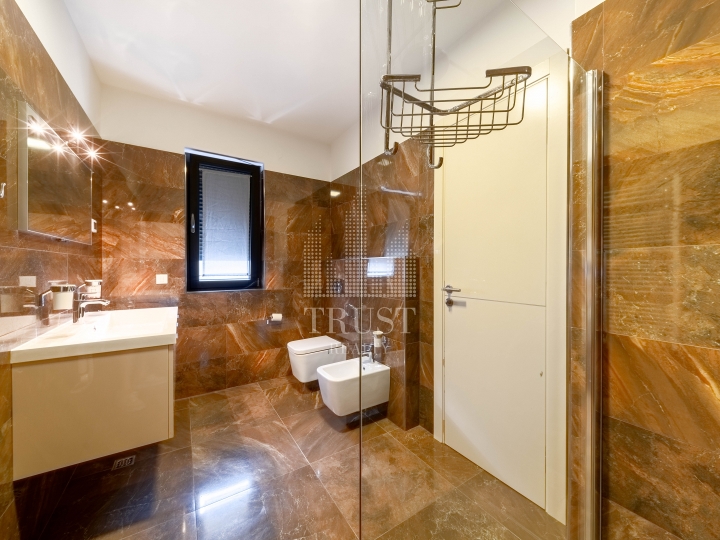 Istra, Rovinj - ekskluzivan penthouse s panoramskim pogledom na more i Rovinj