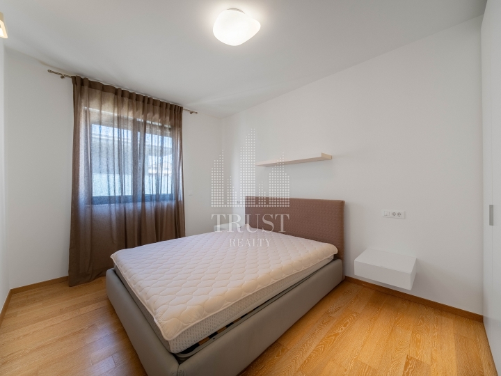 Istra, Rovinj - ekskluzivan penthouse s panoramskim pogledom na more i Rovinj