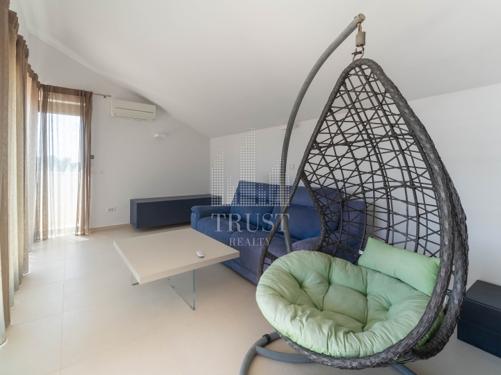 Istra, Rovinj - ekskluzivan penthouse s panoramskim pogledom na more i Rovinj