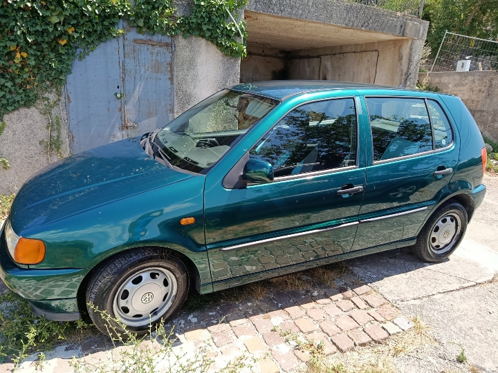 VW Polo