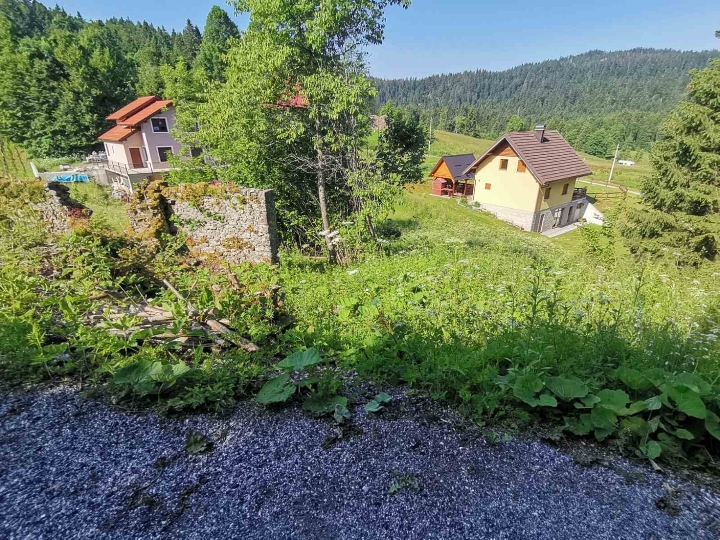 Građevinsko zemljište u Brestovoj Dragi