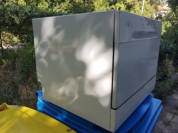 Stolna perilica posuđa Š55, V44, D50 cm