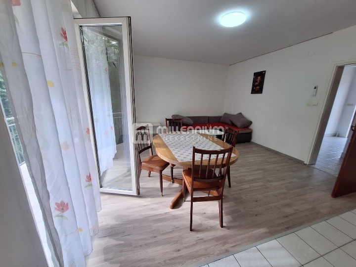 Matulji, 64m2, 2S+DB s balkonom