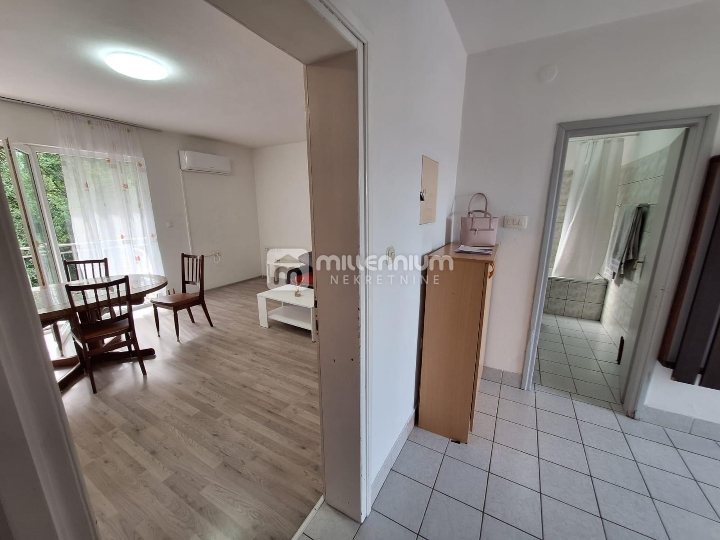 Matulji, 64m2, 2S+DB s balkonom