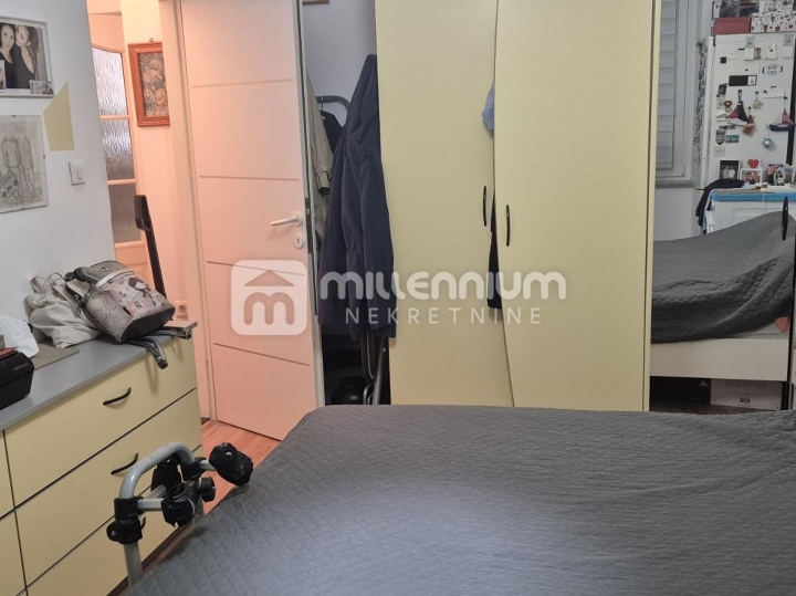 Mlaka, 57 m2, 3-sobni stan s dnevnim boravkom