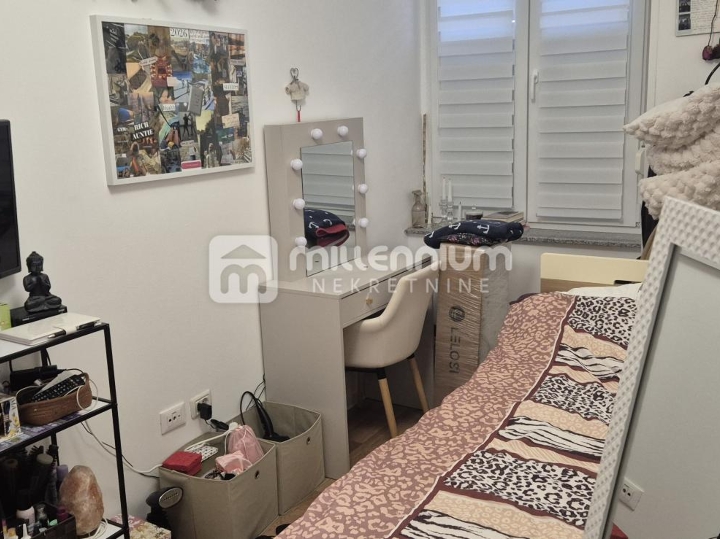 Mlaka, 57 m2, 3-sobni stan s dnevnim boravkom