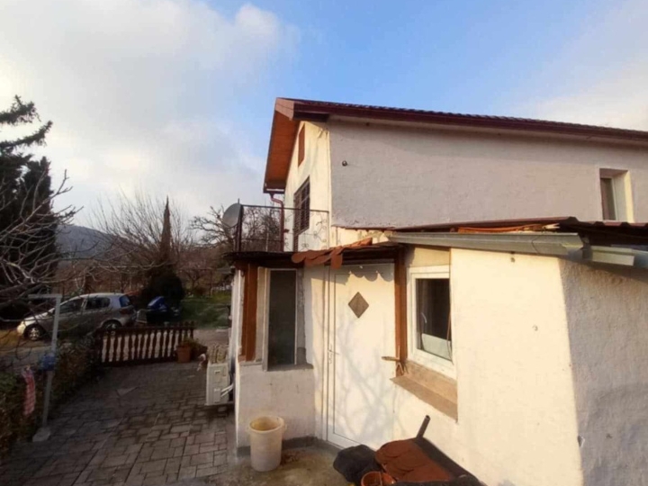 Kuća, građevinsko zemljište