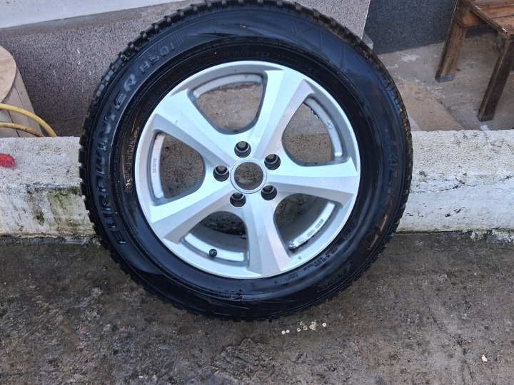 4 aluminiske felge s gumama 16"