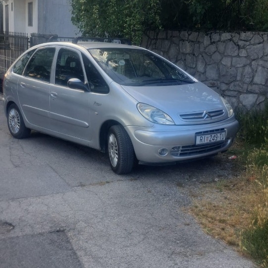 Citroen Xsara 2.0 hdi, reg. godinu dana