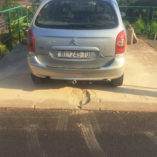 Citroen Xsara 2.0 hdi, reg. godinu dana