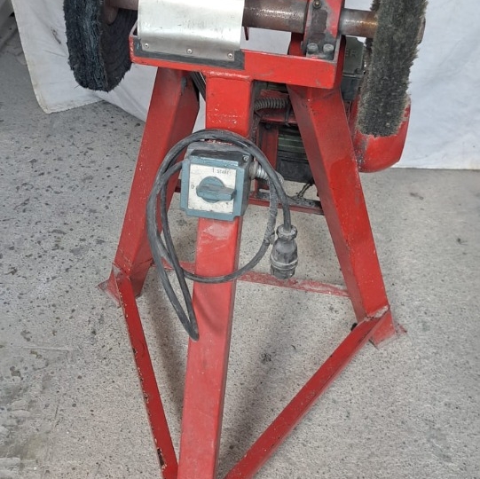 Mašina za poliranje inoxa, aluminija i ostalih materijala