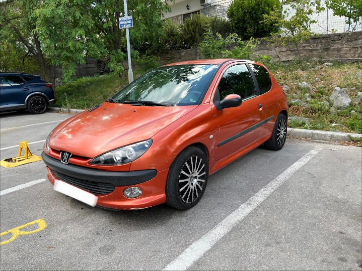 Peugeot 206, 1.6 XS  16V
