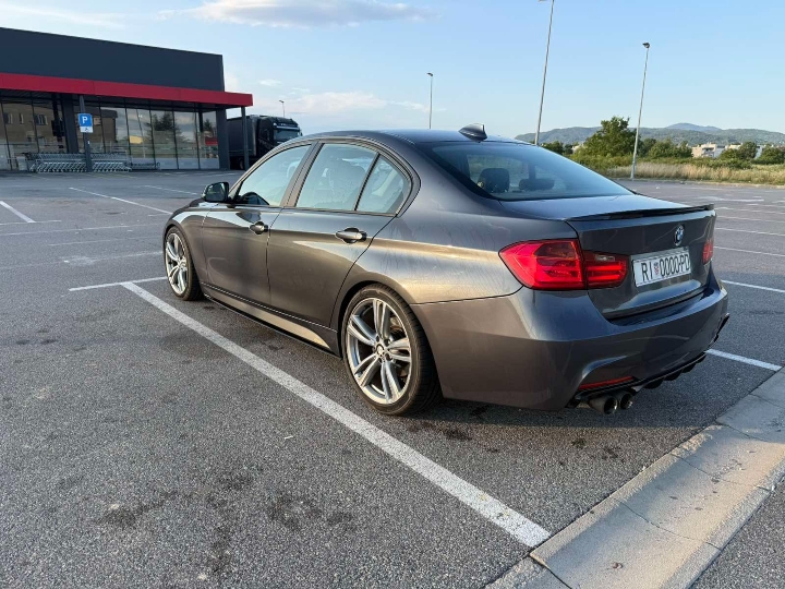 BMW F 30