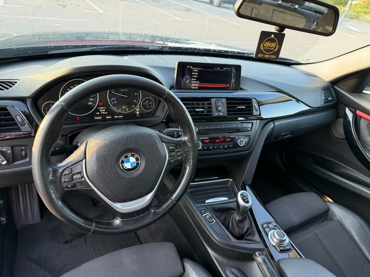 BMW F 30