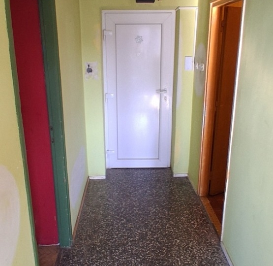 Turnić, 3S stan za adaptaciju. Prilika za investiciju ili za stalno.