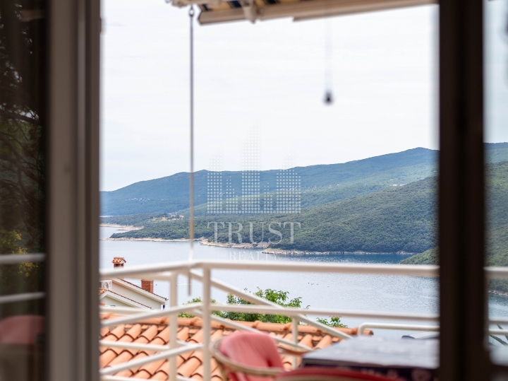 Labin, Rabac - stan u prizemlju, 2S+DB