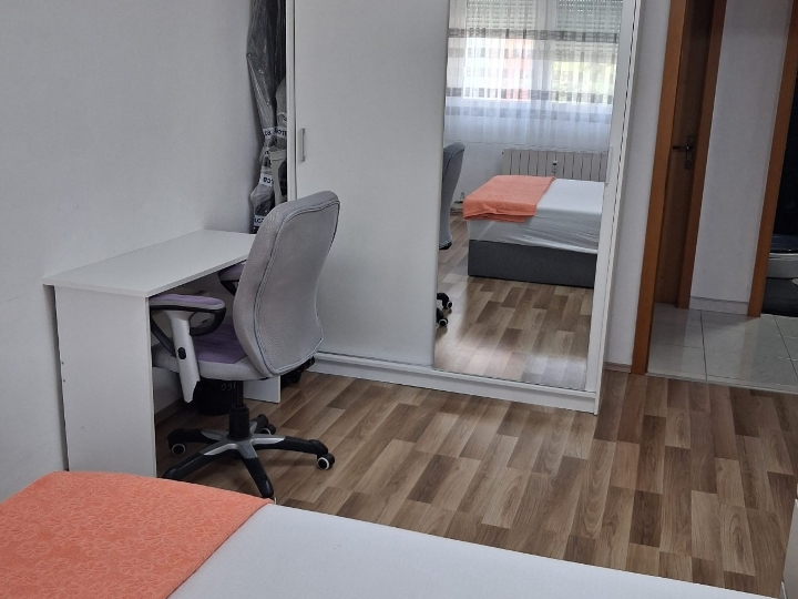 Najam stana studentima - Turnić