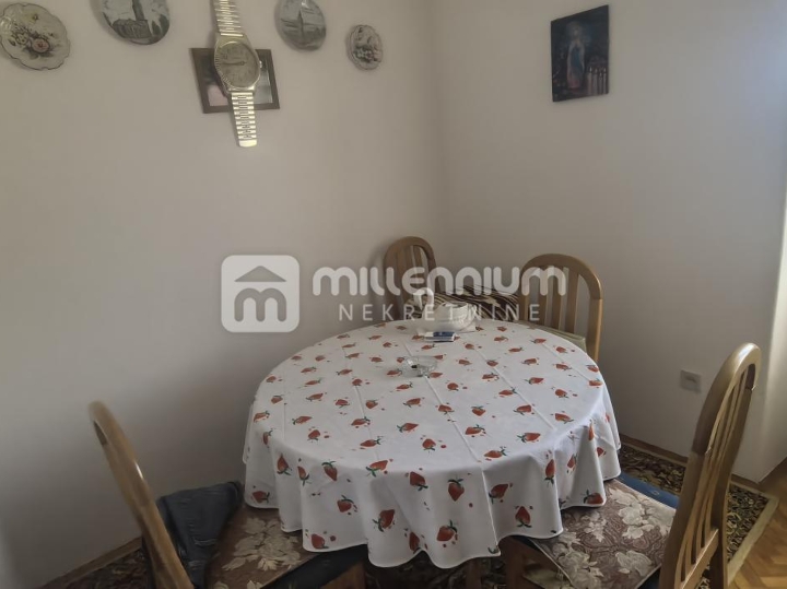 Otrok Krk, Garica, 176.89 m2, kuća s velikom okućnicom