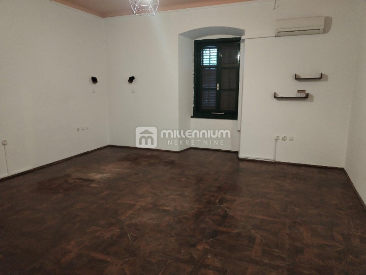 Najam, Rijeka, Brajda, 75 m2