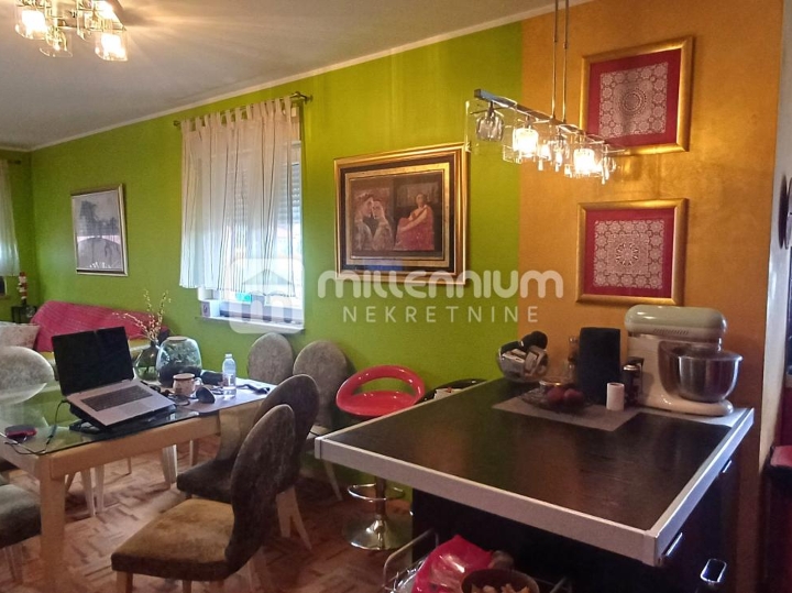 Rijeka, Srdoči, 85.59 m2, dvoetažni stan, 3S+DB