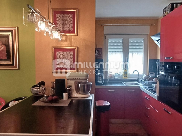 Rijeka, Srdoči, 85.59 m2, dvoetažni stan, 3S+DB