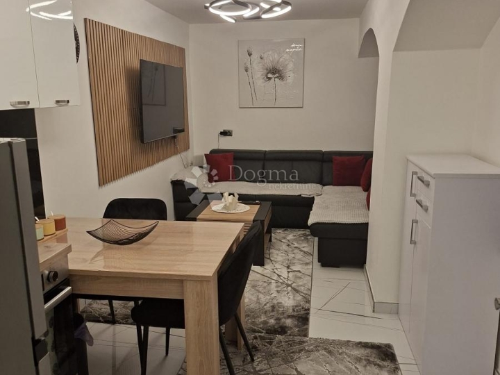Nekretnina na Rivi, u samom centru Rijeke
