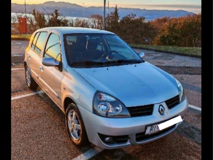 Renault 1.2, 16V, 2006. godište – 113.000 km