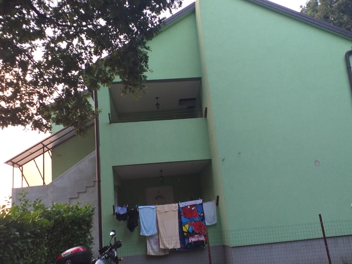 Najam kuće etaža