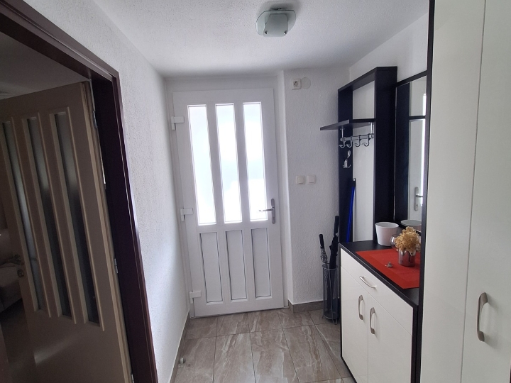 Najam stana Rijeka (Hosti) 40 m2