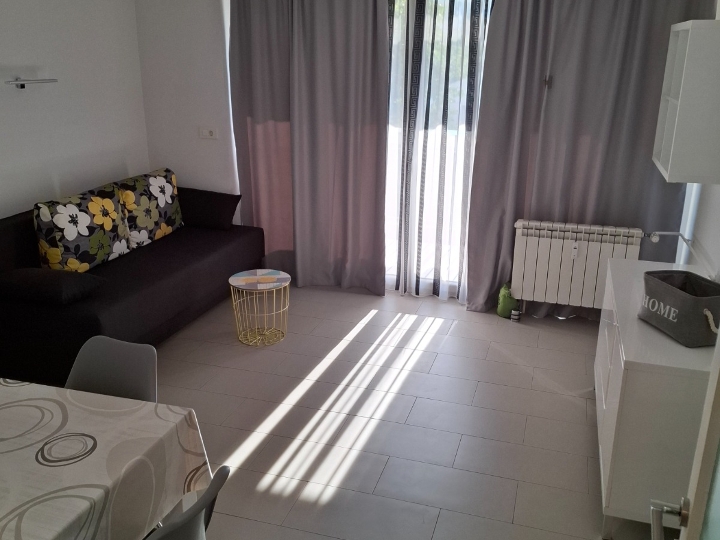 Garsonjera 30 m2, Zamet