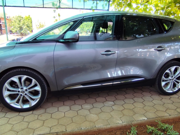 Renault Scenic - 2017. - 136.000 km