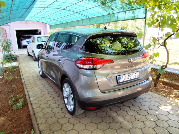 Renault Scenic - 2017. - 136.000 km